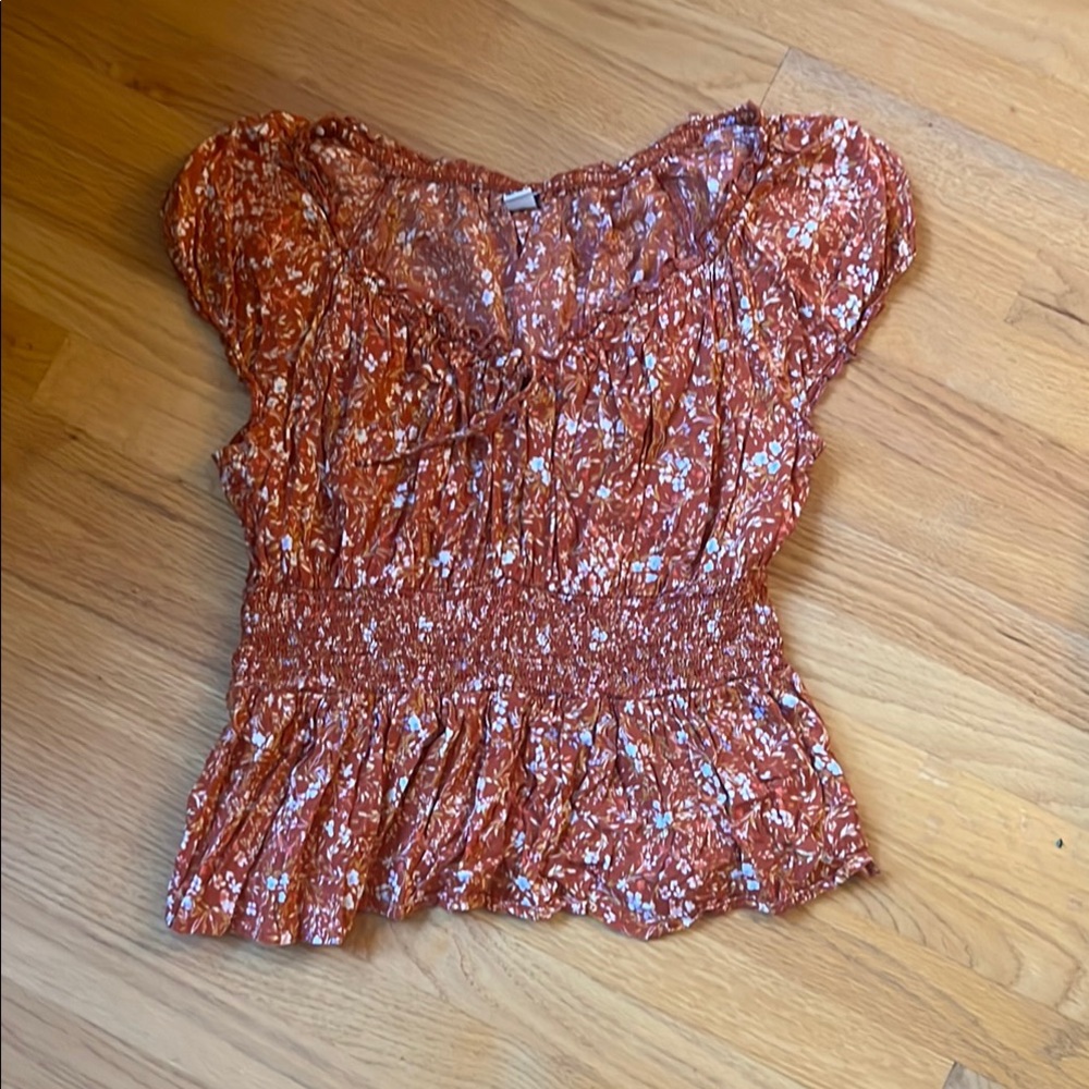 Floral Ruffle Sleeve Top